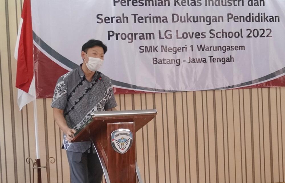 PROGRAM LG LOVES SCHOOL