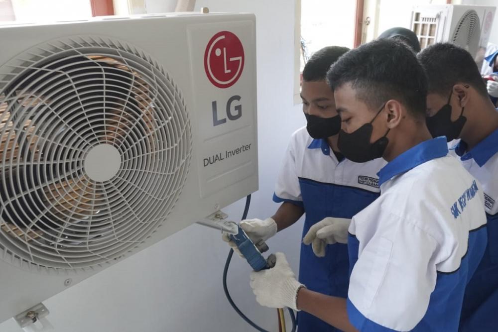 PRAKTIK UKUR TEMPERATUR AC