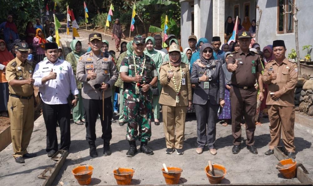TMMD Sengkuyung Tahap II Dimulai, Bangun Ratusan Jalan Desa Karangtengah Batang