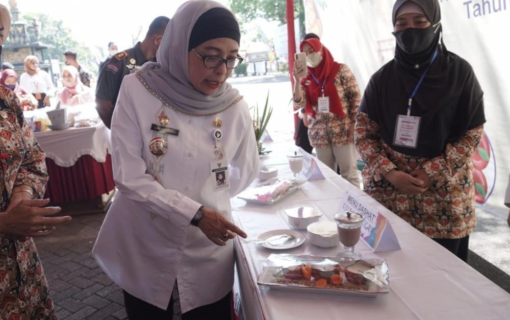 KUNJUNGI BAZAR DAHSYAT