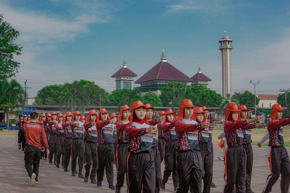 LATIHAN CALON PASKIBRAKA