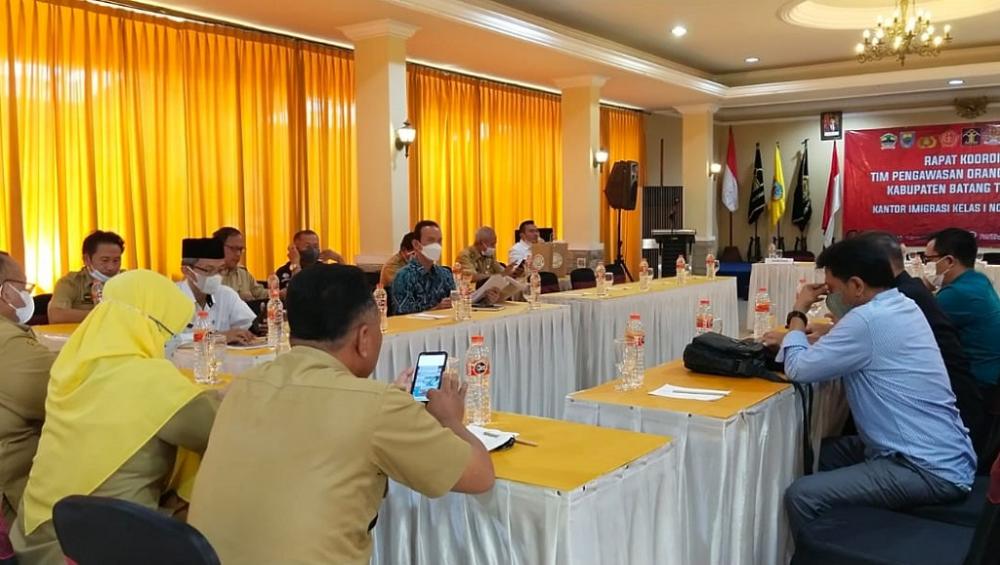 Tim Pora Batang Catat 201 WNA Bekerja di Batang