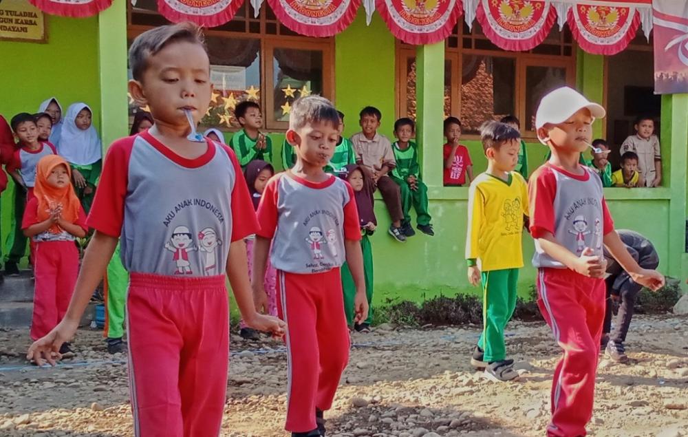 LOMBA BALAP KELERENG