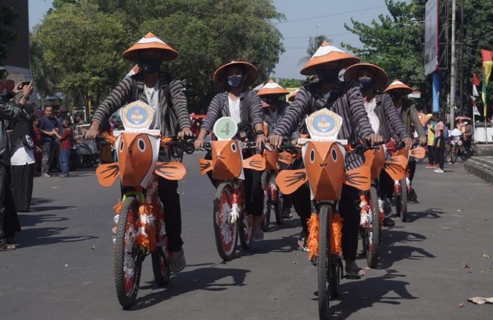 SEPEDA HIAS TEMA IKAN