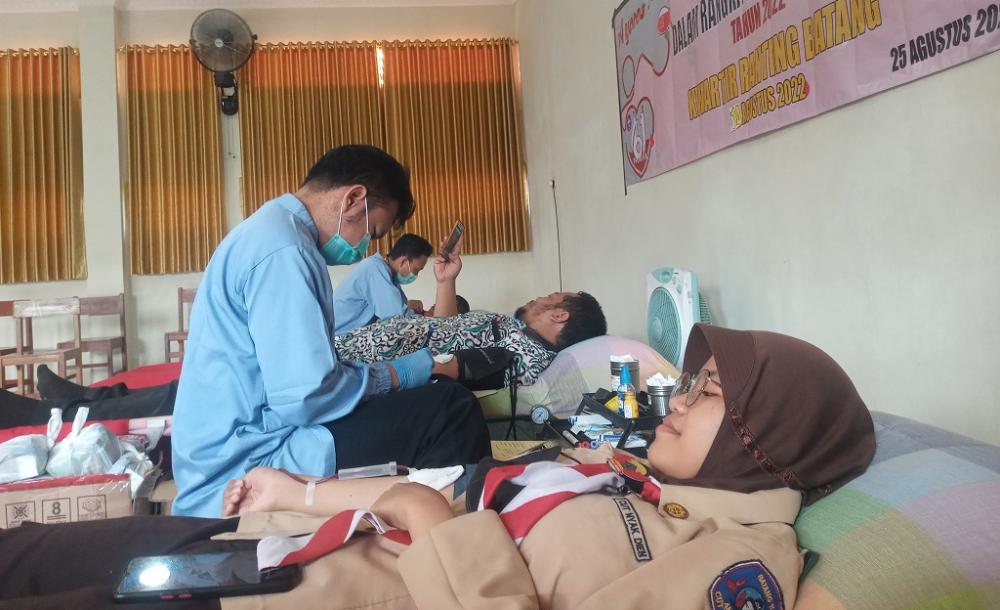 Bersedekah dengan Setetes Darah