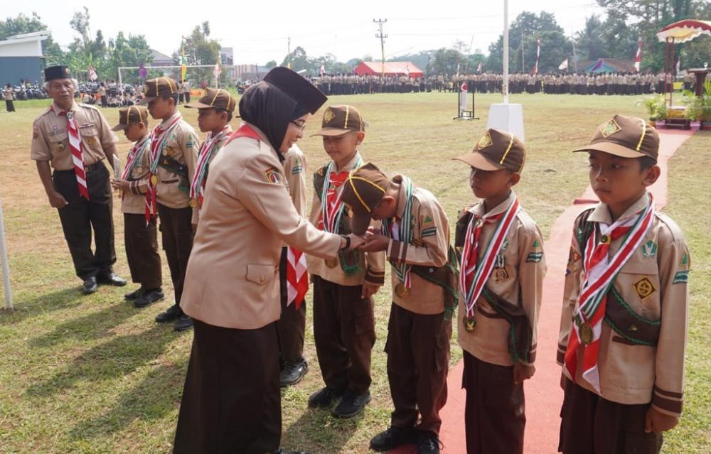 Pj Bupati Batang: Pramuka Bisa Menjadi Kegiatan Positif Bagi Anak di Luar Pelajar  