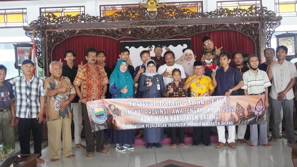 Huda Airlangga Wakili Eks-Karisidenan Pekalongan Dalam Festival Lomba Dalang Anak