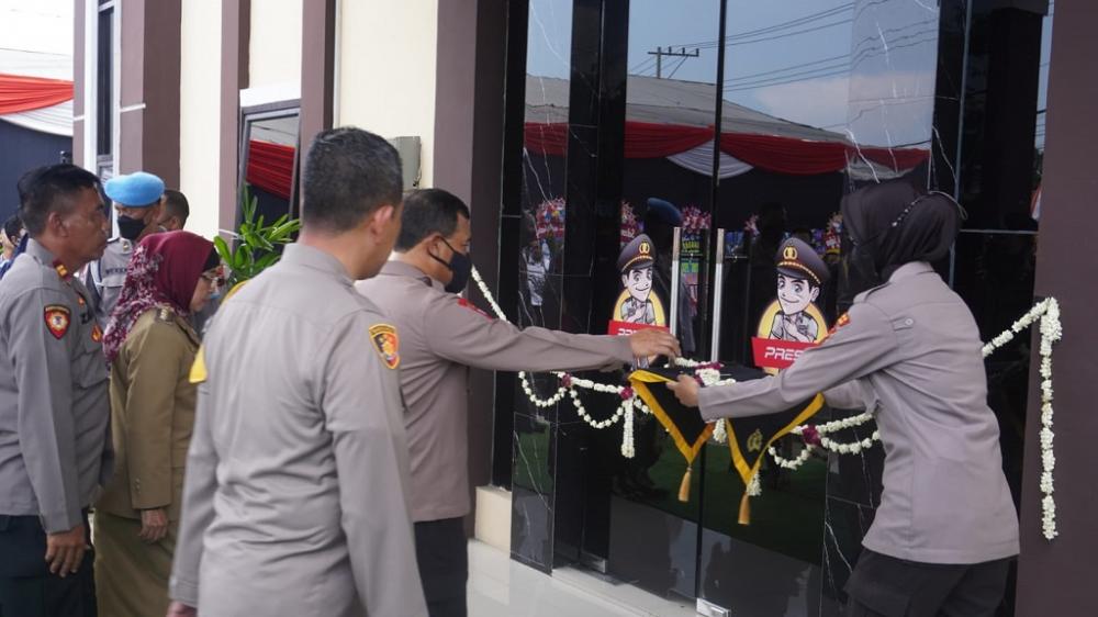 Resmikan Polsubsektor Kandeman, Pj Bupati Batang Berharap Adanya Kestabilan Kamtibmas