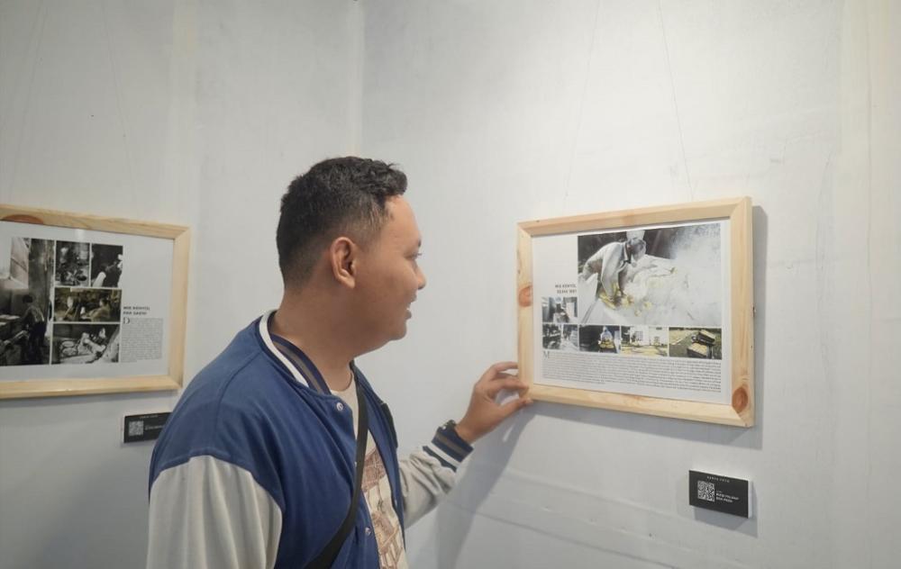 PAMERAN 20 KARYA FOTO ESSAY