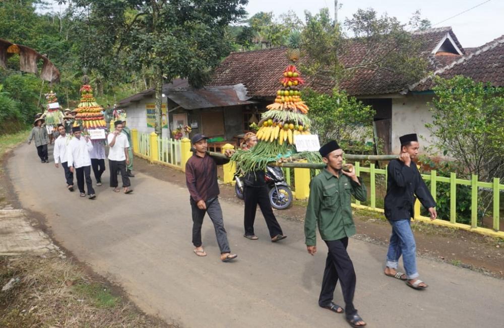 NYADRAN GUNUNG SILURAH