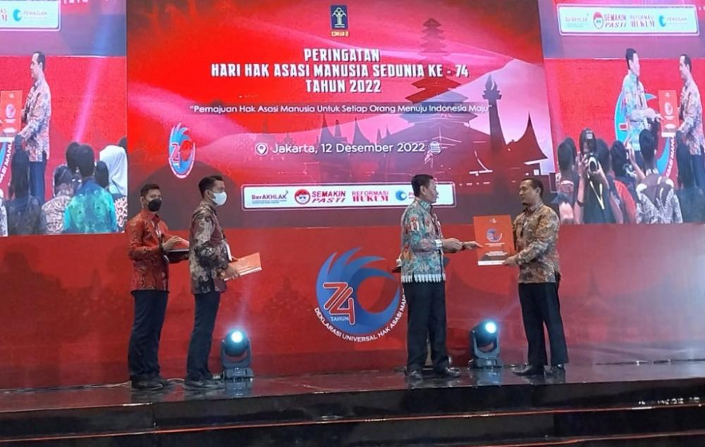 Kemenkumham Berikan 98 Penghargaan Peduli HAM, Salah Satunya Pemkab Batang