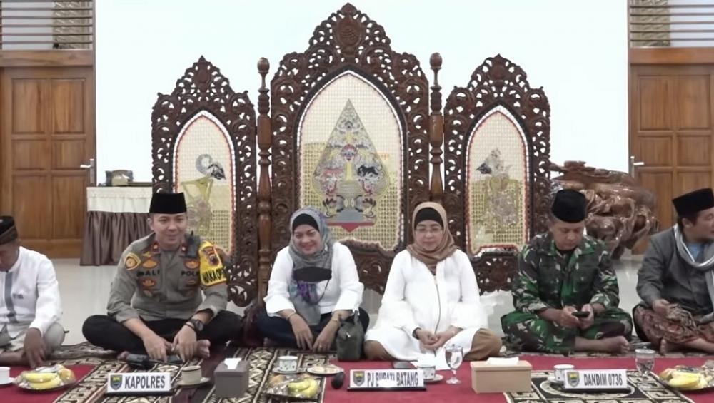 Doa Bersama Awali Pergantian Tahun Warga Batang