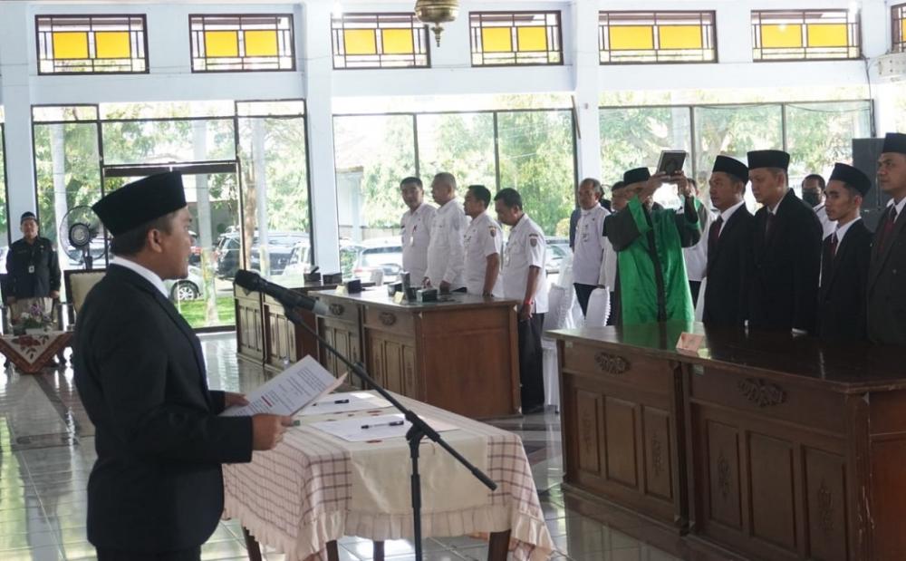 Tahapan Pemilu 2024, KPU Lantik 75 Anggota PPK Kabupaten Batang