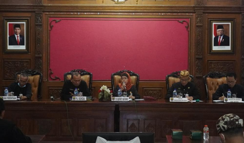 Tingkatkan Kualitas Penyusunan LPPD, Pj Bupati Batang Minta OPD Komitmen Kirim Tepat Waktu