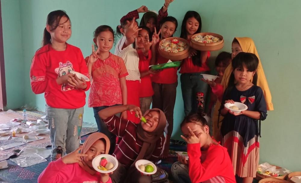 Ragam Even Meriahkan Imlek di Desa Mandarin