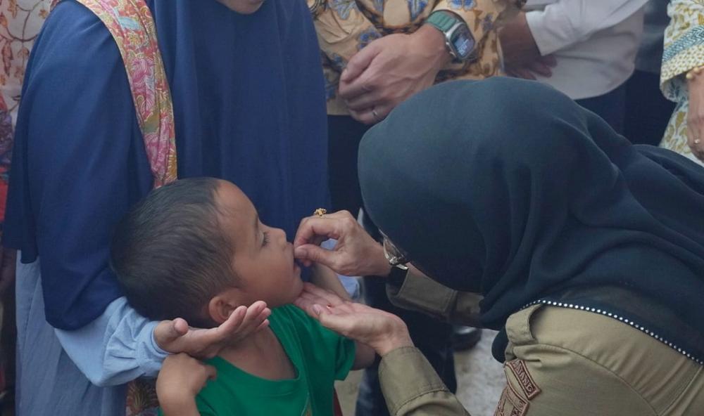 BERIKAN VITAMIN ke BALITA