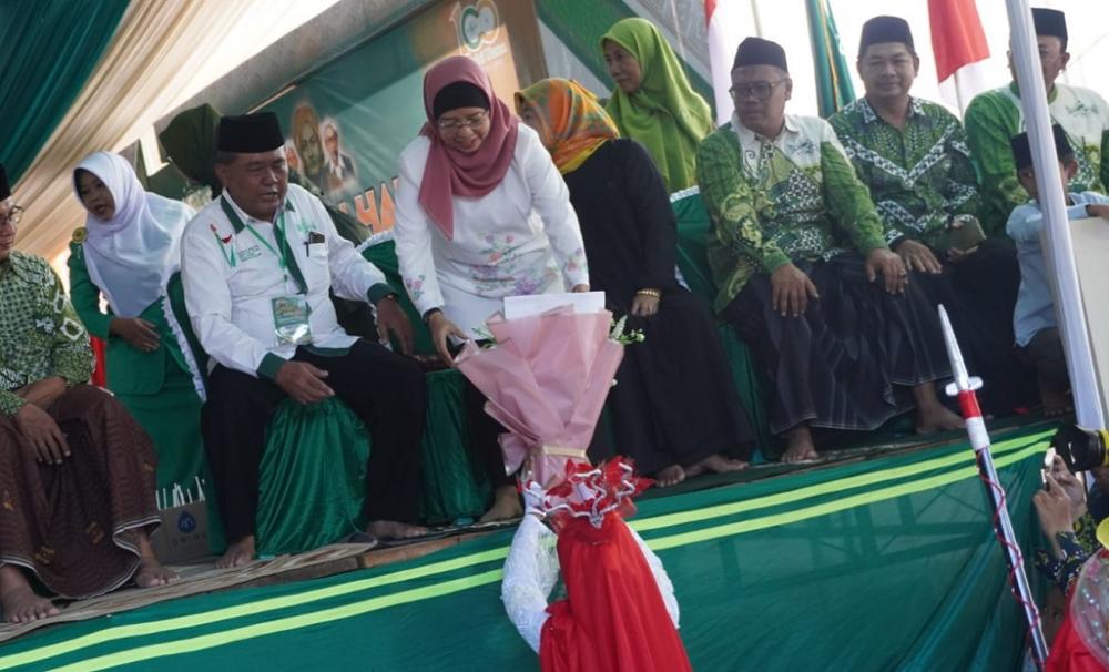 Harlah 1 Abad NU, 15.000 Orang Hadiri Pengajian Umum MWCNU
