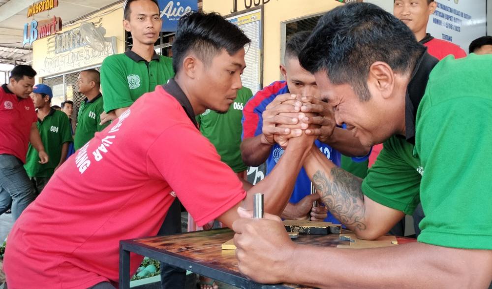 Adu Panco, Hiburan yang Menguatkan Otot WBP