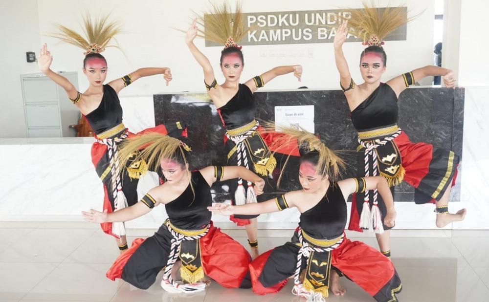 Catharsis Fest Bangkitkan Tari Daerah Untuk Generasi Muda