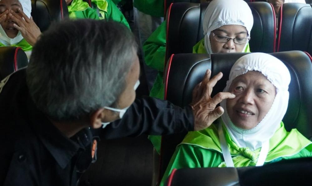 Pastikan Sehat, Dinkes Periksa Kembali Kesehatan Calhaj Asal Batang