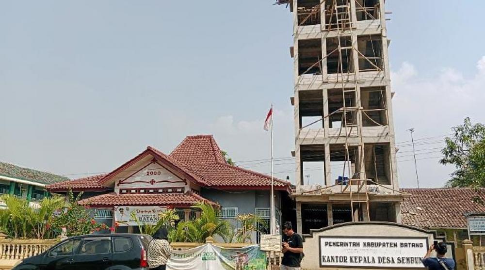 Kades Sembung Batang Gelontorkan Dana Rp1,5 Miliar Untuk Bangun Gedung 8 Lantai