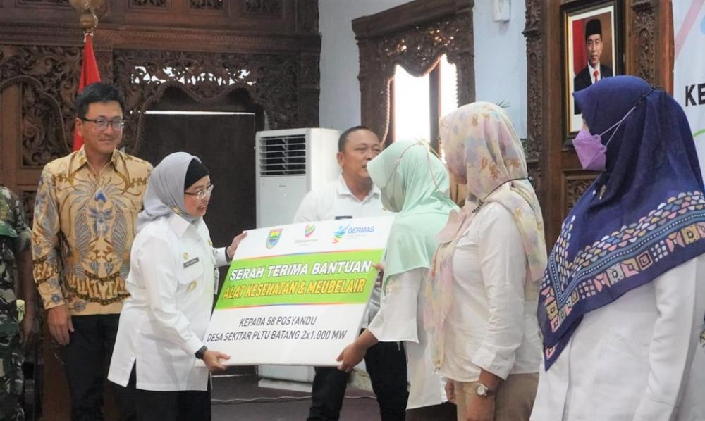 BERIKAN BANTUAN ALAT KESEHATAN