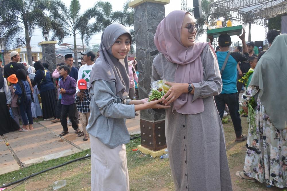 MEMBAWA HASIL BEREBUT GUNUNGAN