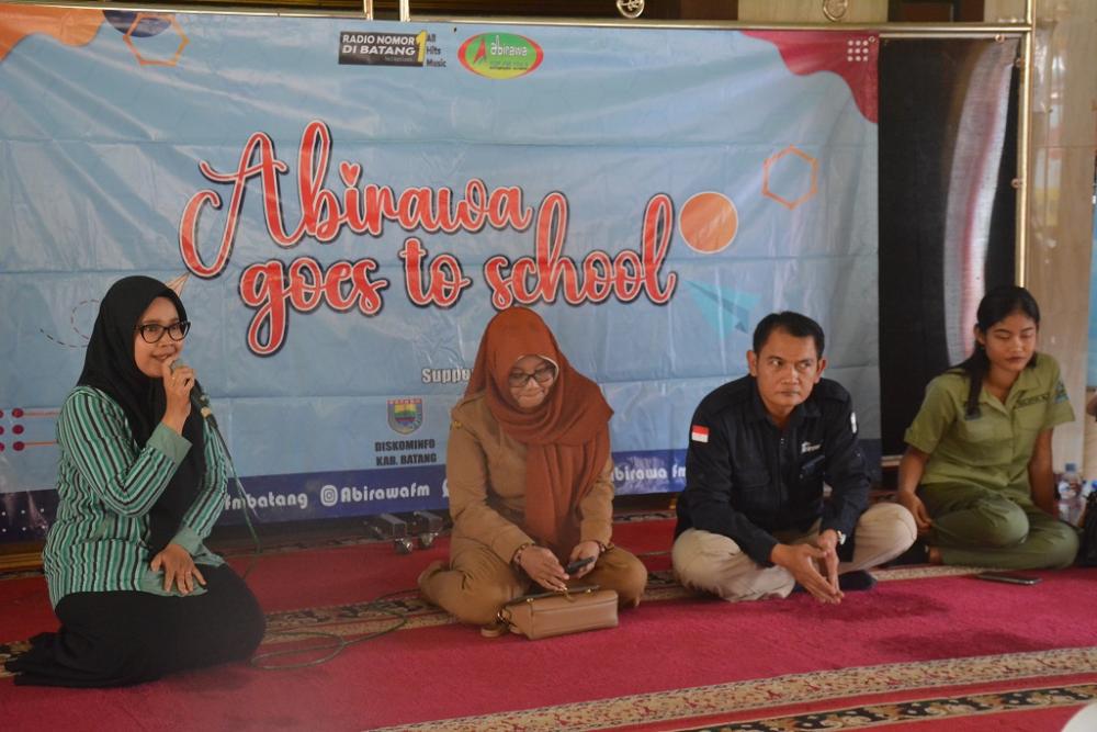 Program Goes To School, Abirawa Fm Batang Minta Pelajar Tangkal Hoaks