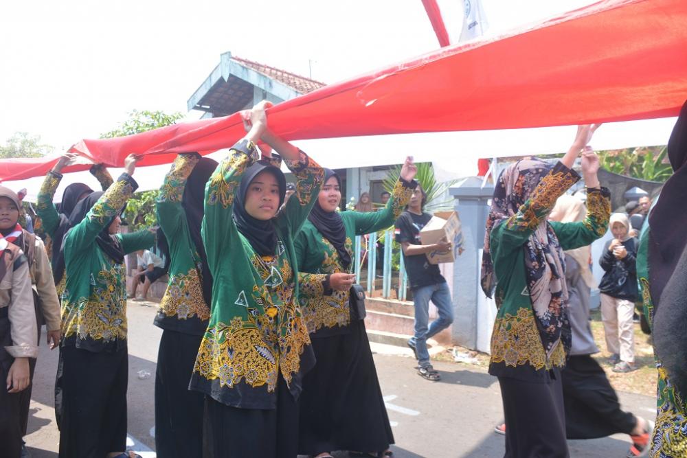 KIRAB BENDERA MERAH PUTIH