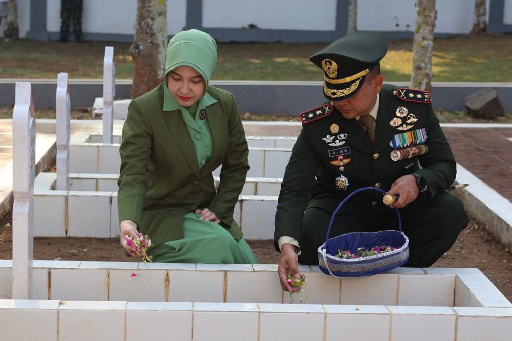 HUT Ke-78 TNI, Dandim Batang Minta Doakan Arwah Pahlawan