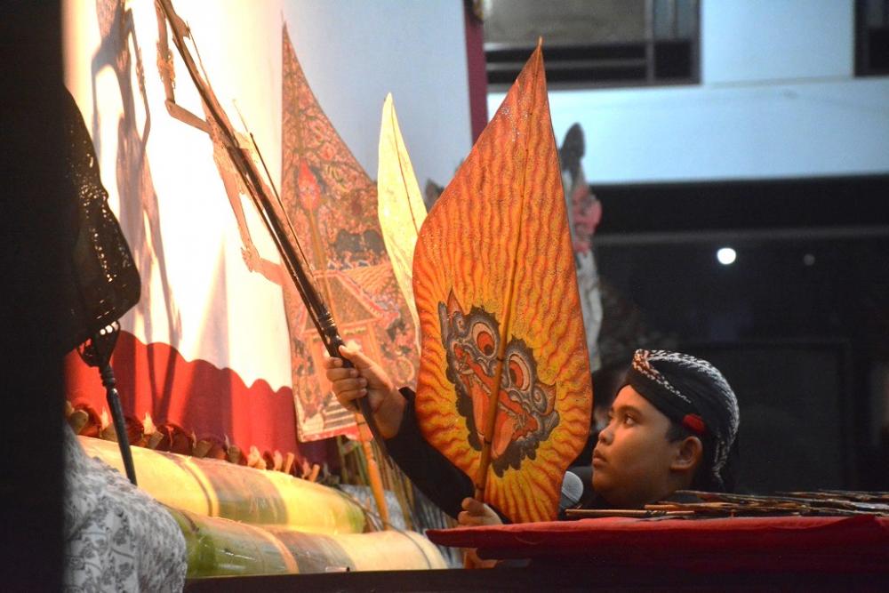 PAGELARAN WAYANG KULIT