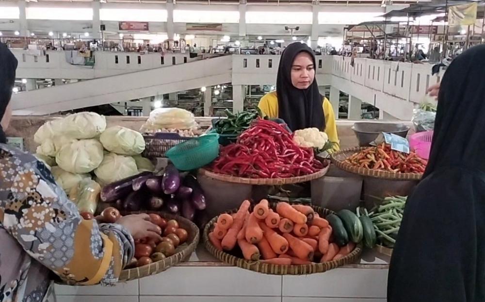 Musim Hujan, Pedagang Waspadai Cabai Rawan Busuk