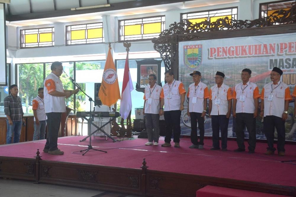 PENGUKUHAN ORARI LOKAL BATANG