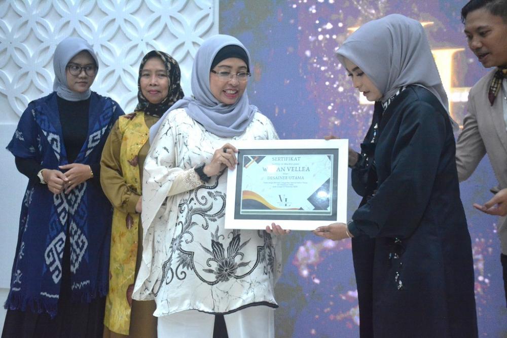 BERIKAN SERTIFIKAT DESAINER