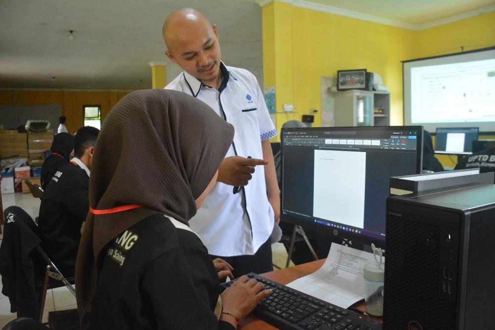 PELATIHAN PRACTICAL OFFICE ADVANCE