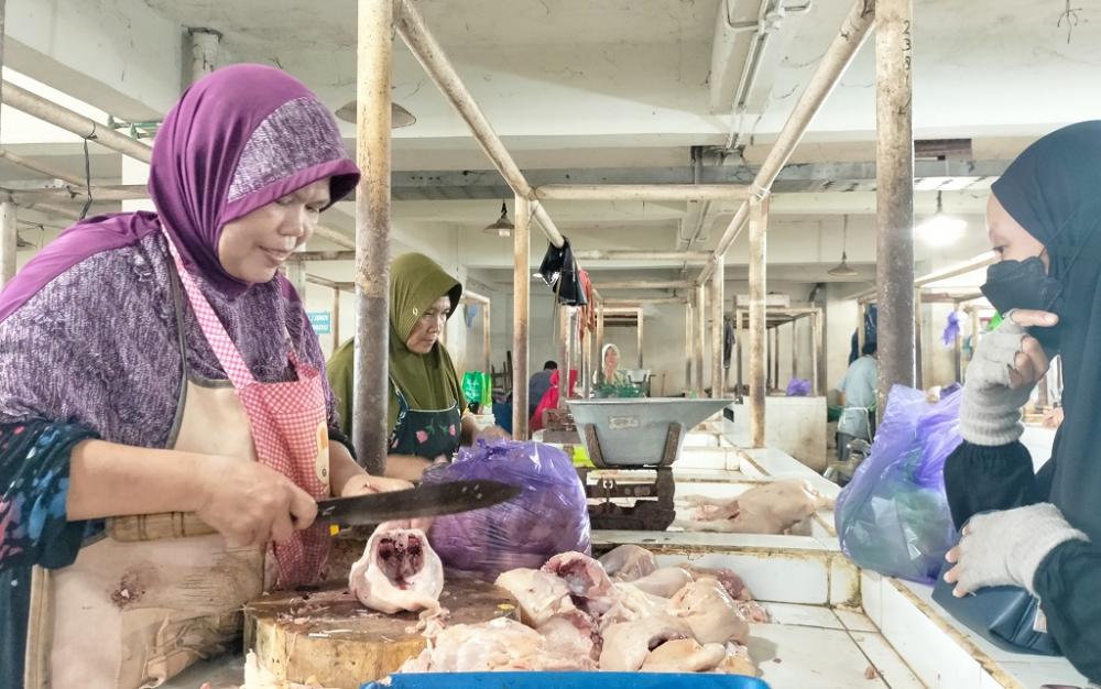 Jelang Ramadan, Harga Ayam dan Telur Melambung
