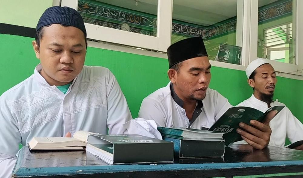 BACA AYAT SUCI ALQURAN