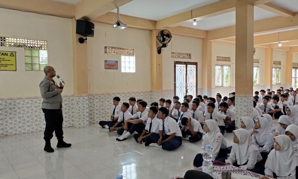 SIAPKAN GENERASI PENERUS