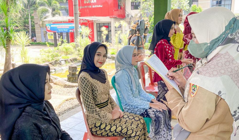 MENILAI HASIL RIAS WAJAH