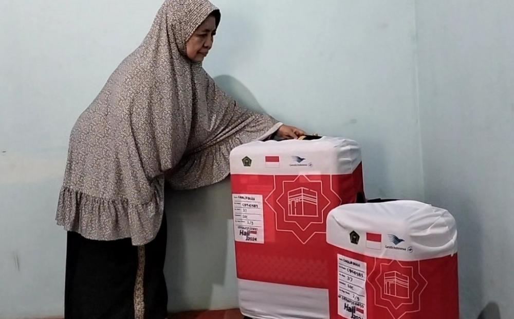 Jelang Keberangkatan, CJH Mulai Siapkan Keperluan