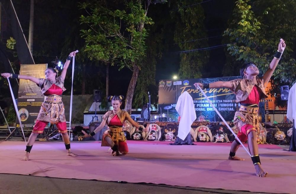 Terasvara Siap Gandeng Seniman Tradisional Keliling Daerah