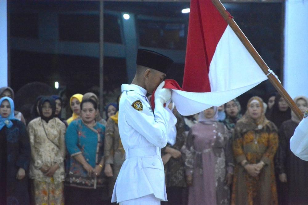 PASKIBRAKA BATANG UCAPKAN IKRAR