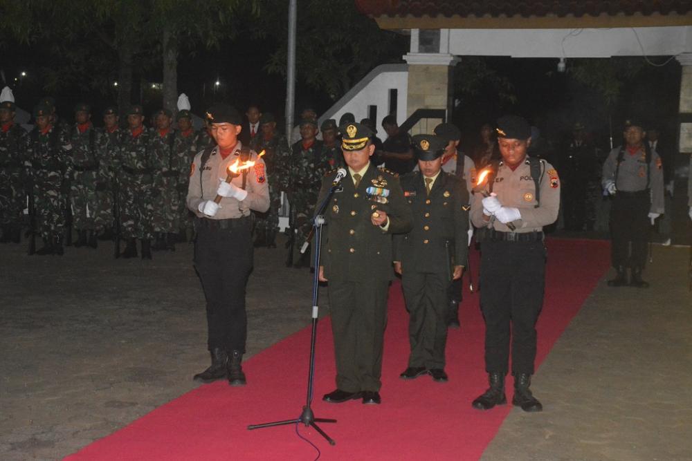 Pimpin Renungan Suci, Dandim Simbolkan Lilin sebagai Penyemangat Perjuangan