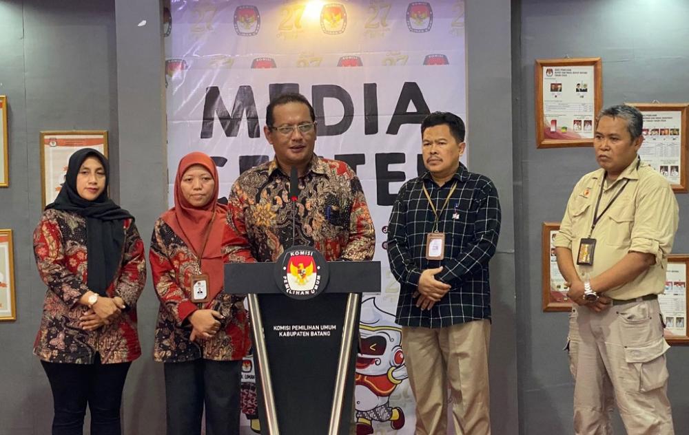 Hari Pertama, Pendaftaran Bakal Calon Bupati dan Wakil Bupati Tanpa Pendaftar