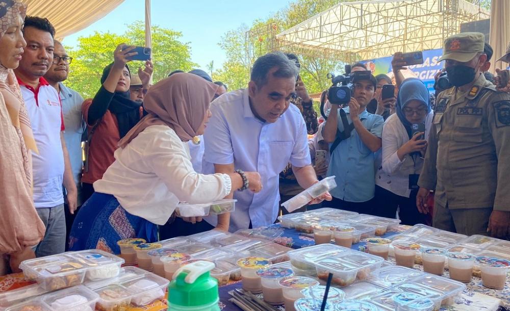 TINJAU MAKANAN GIZI GRATIS di BATANG