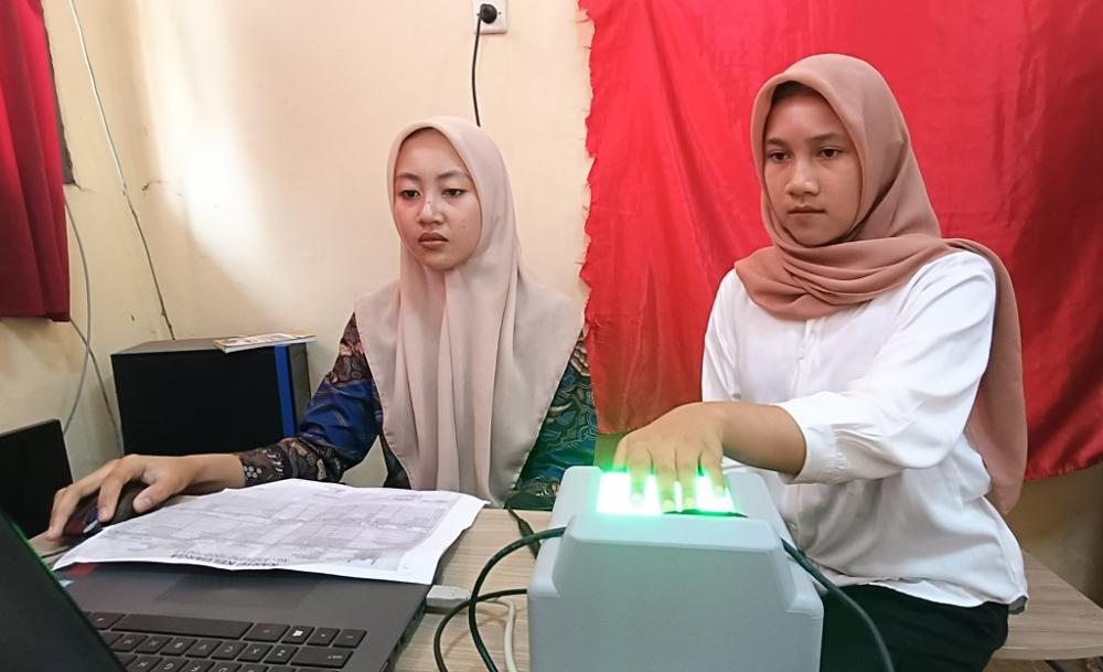 PENGAMBILAN SIDIK JARI