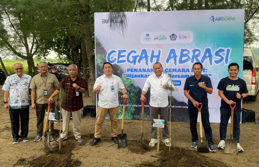 Cegah Abrasi, KITB Tanam 2.500 Cemara Sepanjang Pantai Celong-Jodo