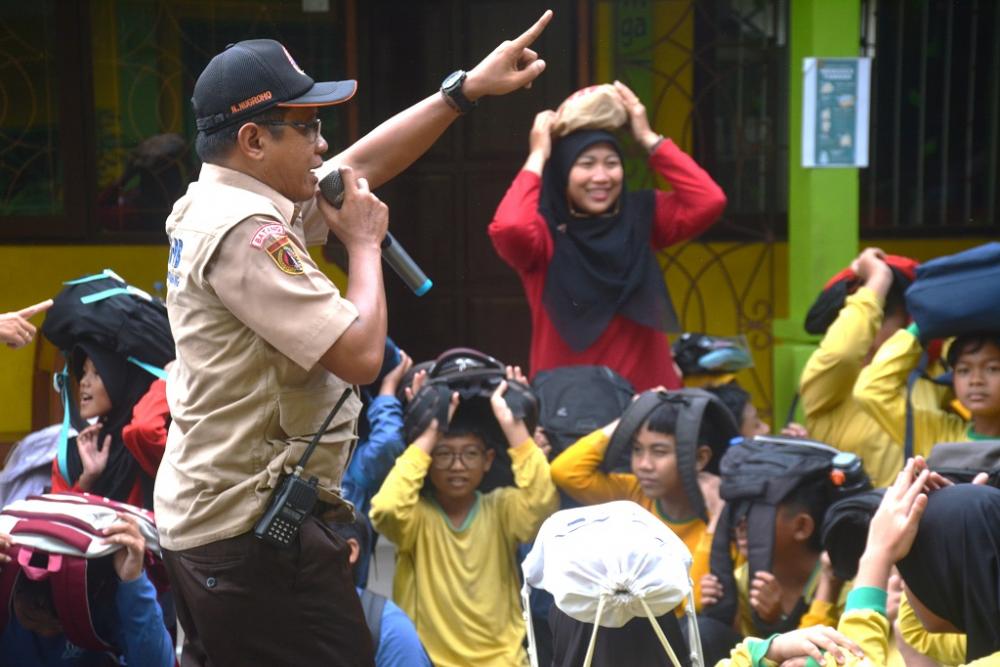 BPBD Batang Gelar Sosialisasi dan Simulasi Penanggulangan Bencana di Sekolah-sekolah