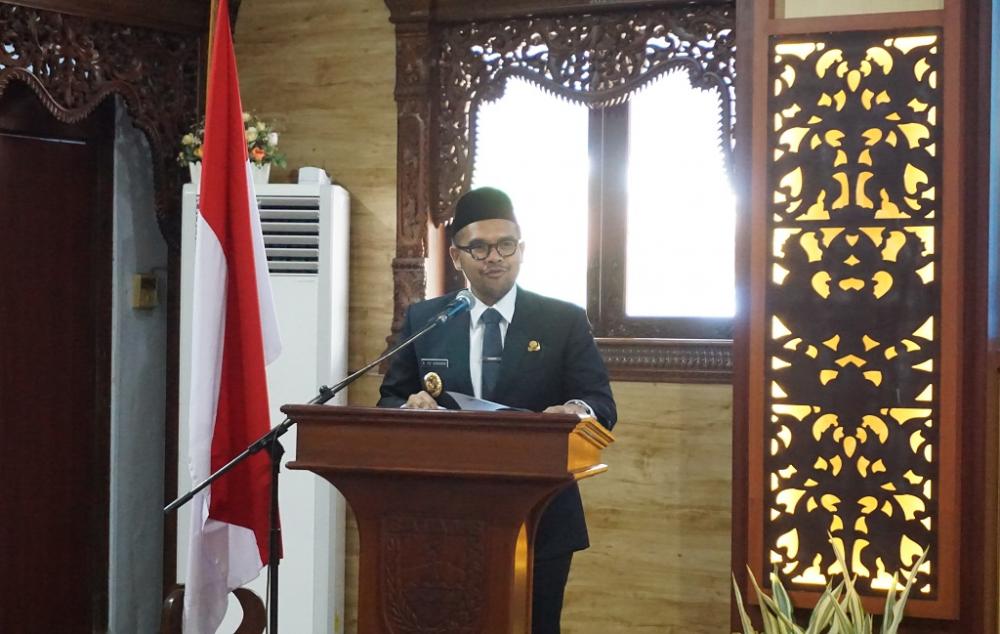 Gebrakan Awal Bupati Batang, Atur Jam Operasional Minimarket Demi UMKM