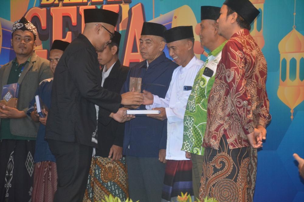 SERAHKAN DONASI ALQURAN